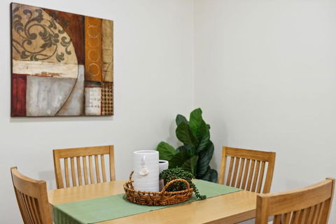 Perth Picture Perfect 1 BDR - Accommodation Main Beach 3