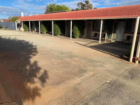 Peterborough Motel - Accommodation Main Beach 2
