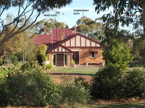 Pierrepoint Accommodation - Accommodation Main Beach 3