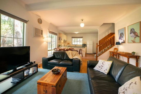 Pinnacle Retreat - Accommodation Main Beach 0