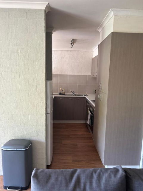 Plush 2 Bedroom Apartment Kingston - Accommodation Main Beach 3