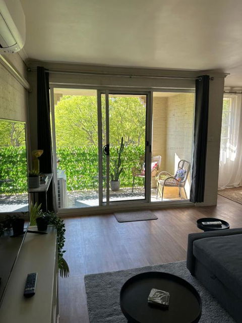 Plush 2 Bedroom Apartment Kingston - Accommodation Main Beach 2