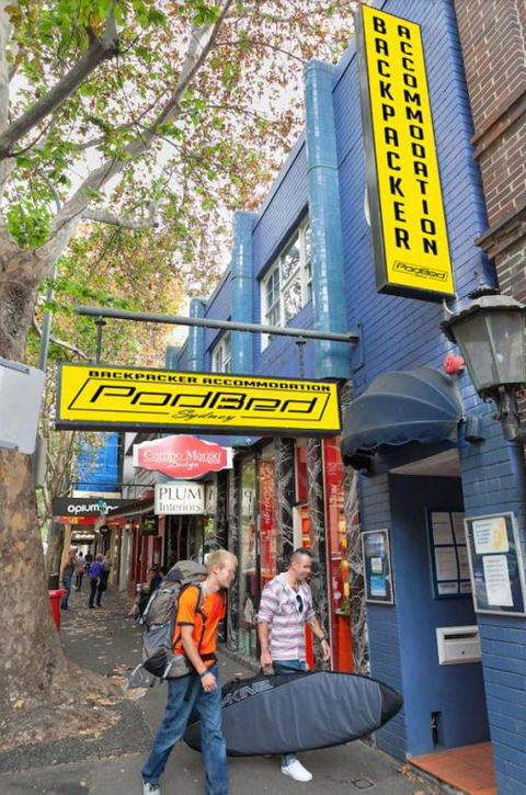 PodBed Sydney - Accommodation Main Beach 0