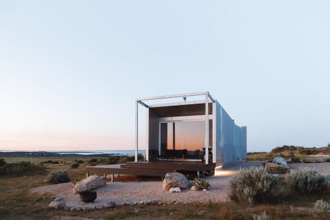 Pod-e Luxury Accommodation - Mulla Mulla - Accommodation Main Beach 0