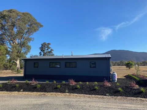 Pomonal Estate Villas - Accommodation Main Beach 1