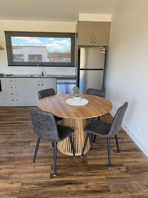 Pomonal Estate Villas - Accommodation Main Beach 3