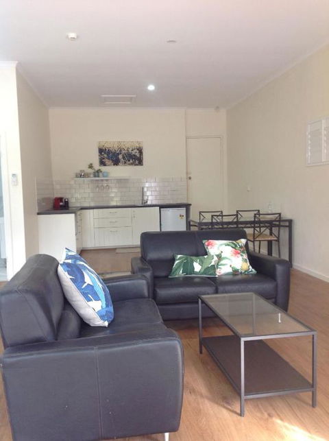 Port Elliot Rural Retreat - Accommodation Main Beach 3