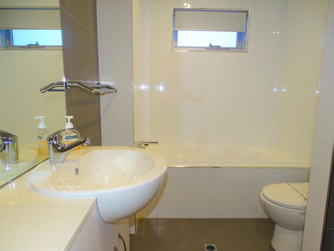Port Vincent Seaside Apartments - Apartment 1 - Accommodation Main Beach 3