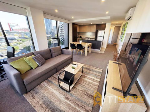 Posh In Phillip - 2bd 2bth Apt - Accommodation Main Beach 0