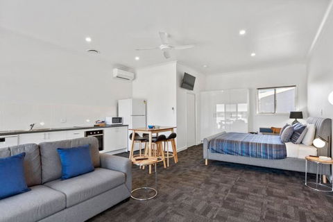 Port Lincoln Shark Apartment 5 - Accommodation Main Beach 0