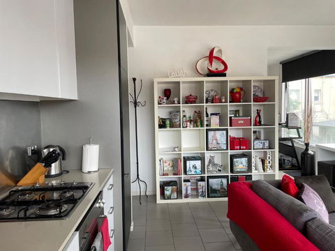Radiance - Chic Fitzroy Street Apartment - Accommodation Main Beach 3