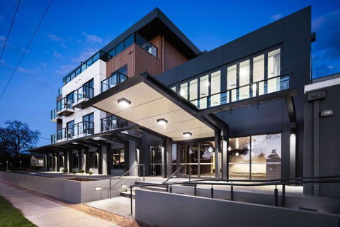 Quality Hotel Lakeside - Accommodation Main Beach 1