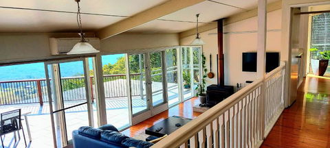 Potters Place Montville - Accommodation Main Beach 1