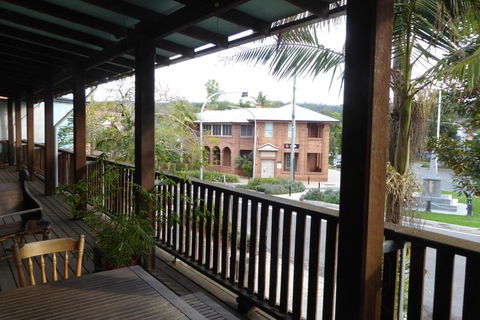 Potters Warehouse - Accommodation Main Beach 0