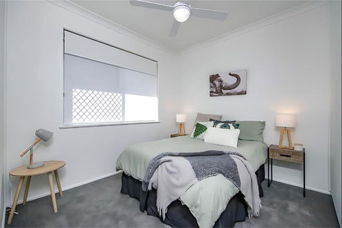 Prickly Pear Stays In Adamstown - Accommodation Main Beach 1