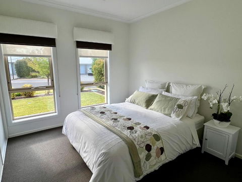 Premium Barossa Getaway - Accommodation Main Beach 3