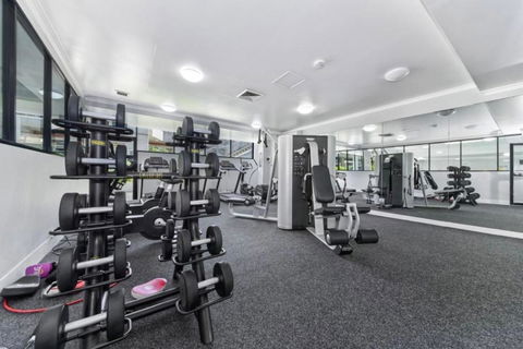 Premium Location In City Centre Sydney With Free Swimming Pool & Gym - Accommodation Main Beach 2