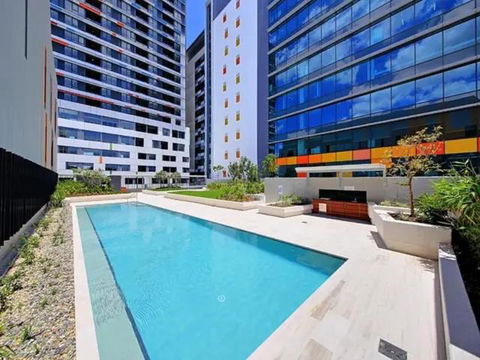 Private Bedroom & Bathroom In Shared Inner Brisbane Apartment - Accommodation Main Beach 0