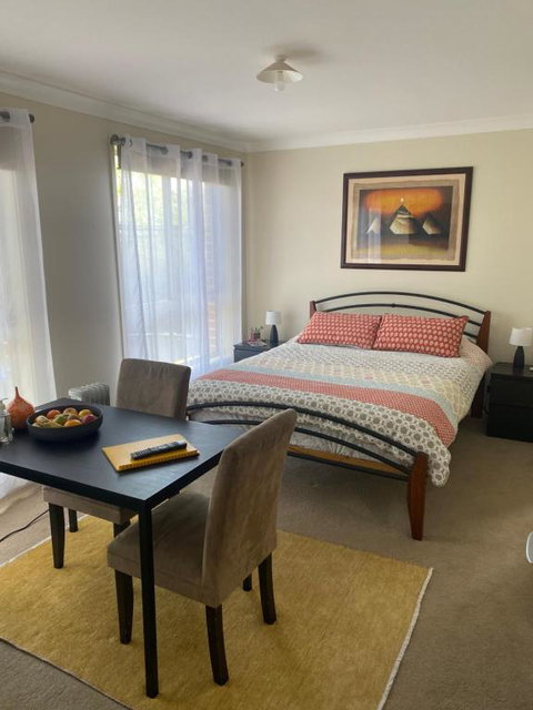 Private Room With Ensuite And Parking Close To Wollongong CBD - Accommodation Main Beach 0