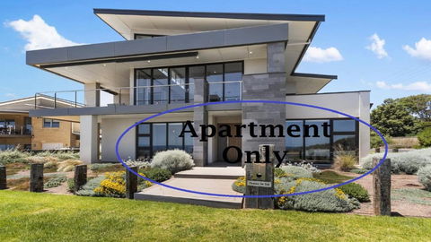 Puesta De Sol Apartment By Wine Coast Holidays - Accommodation Main Beach 0