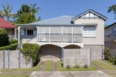 Quaint & Cosy 1 Bedroom Apartment In Queenslander. - Accommodation Main Beach 1