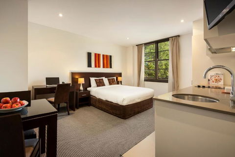 Quest Canberra - Accommodation Main Beach 1