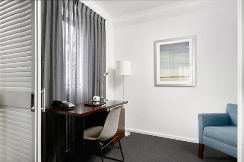 Quest West End - Accommodation Main Beach 3