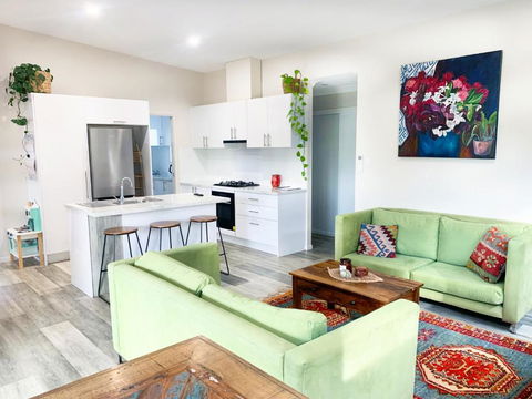 Quiet Private Nimbin Townhouse - Accommodation Main Beach 0