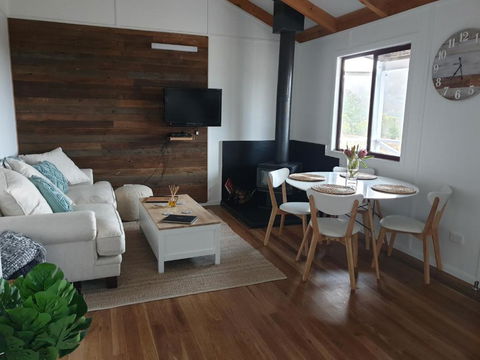 R & R On The Ravine - Accommodation Main Beach 1