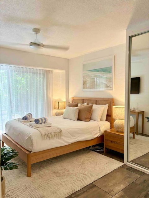 Rainforest Paradise In The Palms - Accommodation Main Beach 1