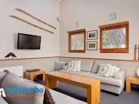 Ramshead Creek 2 - Accommodation Main Beach 0