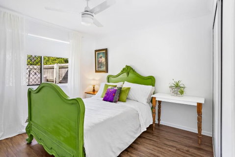 Raven Studio Griffin - Accommodation Main Beach 0