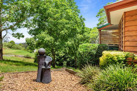 Ravensbourne Escape-Tree Tops - Accommodation Main Beach 3