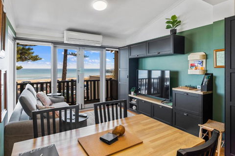 Rawsons Shack Beachfront Unit Suits Single Or Couple - Accommodation Main Beach 1