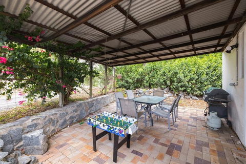 Reconnect With Nature At This Unforgettable Escape - Accommodation Main Beach 2