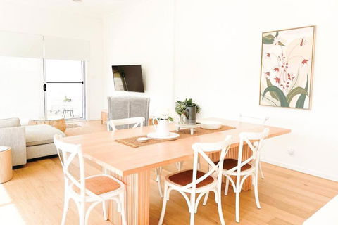 Red Brick Central Retreat - Accommodation Main Beach 0