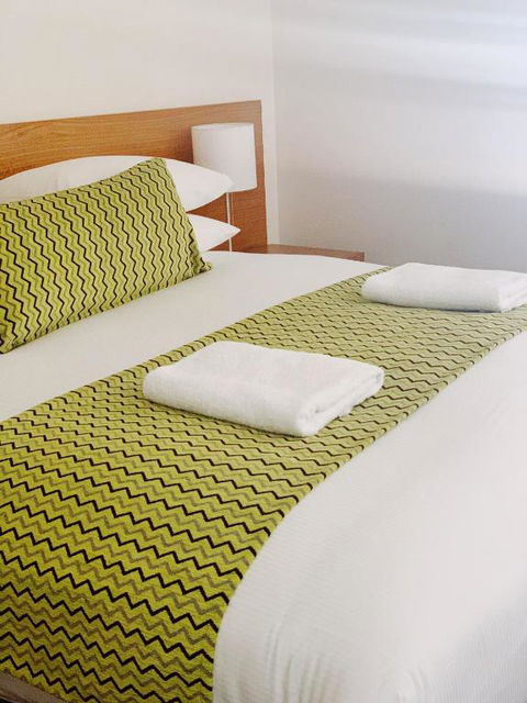 Red Earth Motel - Accommodation Main Beach 0