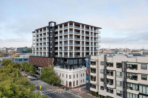 R Hotel Geelong - Accommodation Main Beach 3