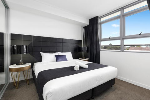 Premium Apartments Chatswood - Accommodation Main Beach 2