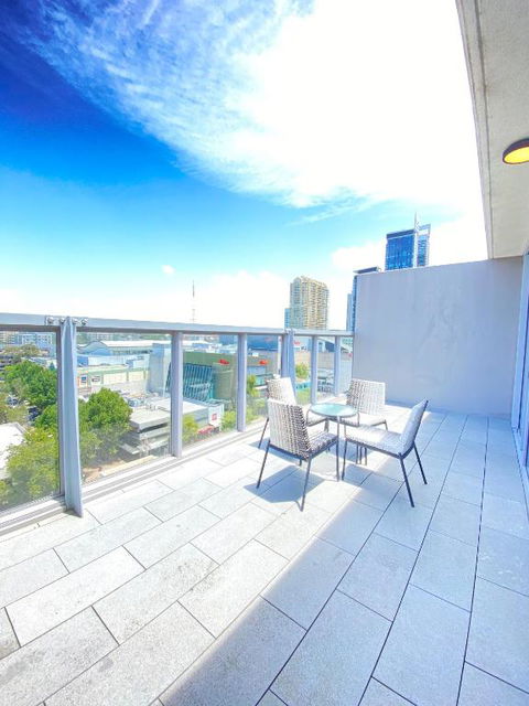 Premium Apartments Chatswood - Accommodation Main Beach 3