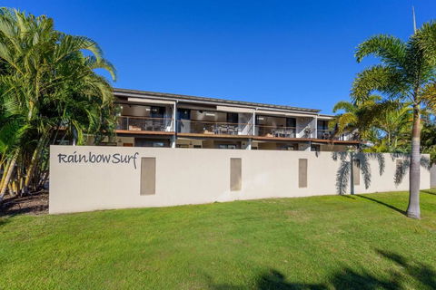 Rainbow Surf 5 - Accommodation Main Beach 3