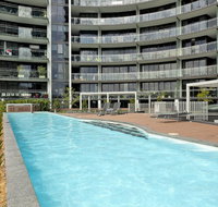 Astra Apartments Canberra - Manhattan - Accommodation Main Beach