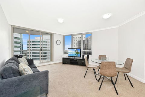 Astra Apartments Chatswood - Brown Street - Accommodation Main Beach 1
