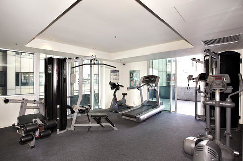 Astra Apartments Melbourne - Accommodation Main Beach 0