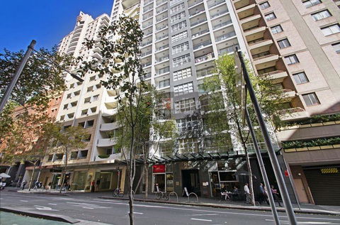 Astra Apartments Sydney - Accommodation Main Beach 0