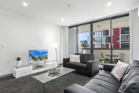Astra Apartments Wollongong CBD - Accommodation Main Beach 3
