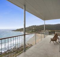 At Wye Eyrie with arguably the best views in town - Accommodation Main Beach