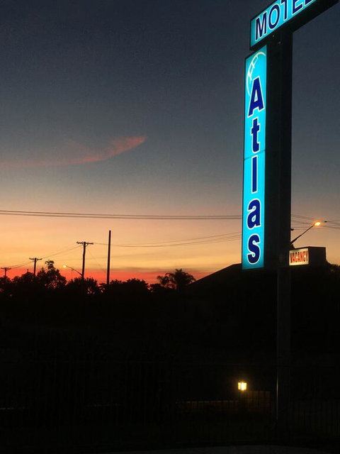 Atlas Motel - Accommodation Main Beach 0