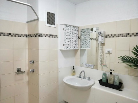 Atrium Private Stay Mandurah - Accommodation Main Beach 0