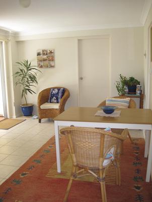 Avoca Breezes - Accommodation Main Beach 3